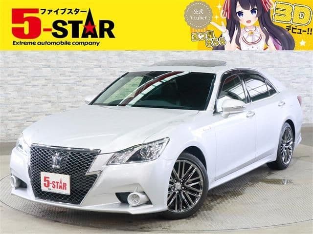 TOYOTA CROWN sedan