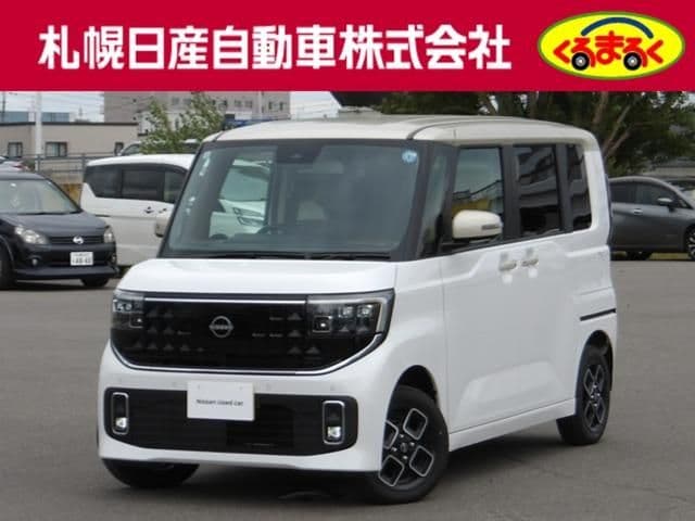 NISSAN ROOX 4WD