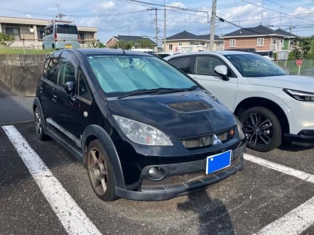 MITSUBISHI COLT