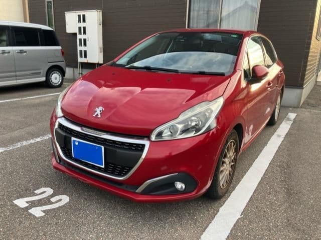 PEUGEOT PEUGEOT 208