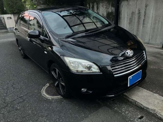 TOYOTA MARK X ZIO