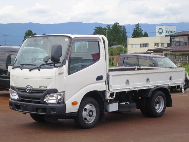 TOYOTA DYNA