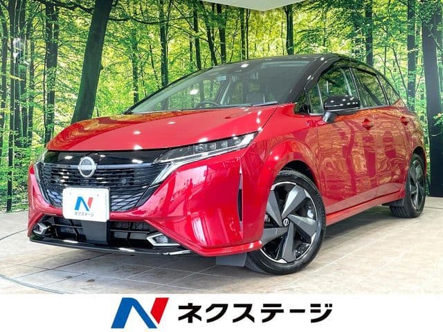 NISSAN AURA