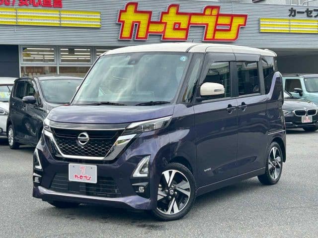 NISSAN ROOX