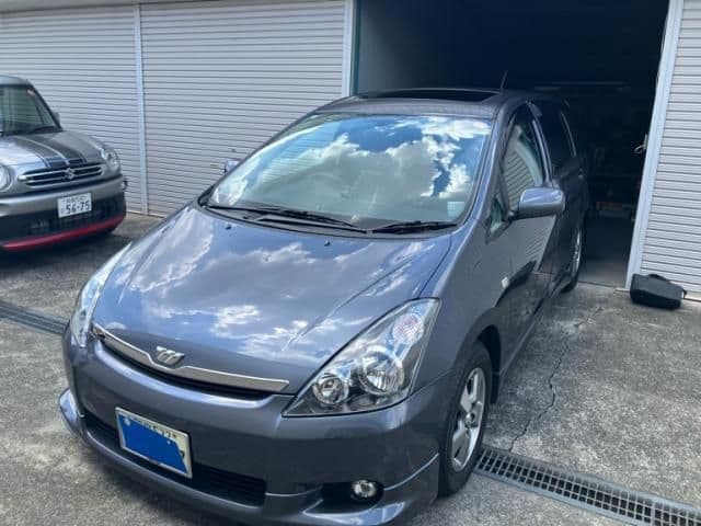 TOYOTA WISH