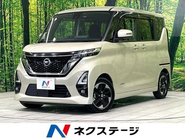 NISSAN ROOX