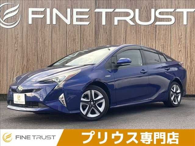 TOYOTA PRIUS 4WD