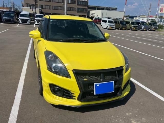 SUZUKI SWIFT