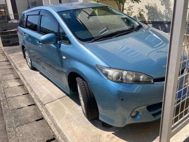 TOYOTA WISH