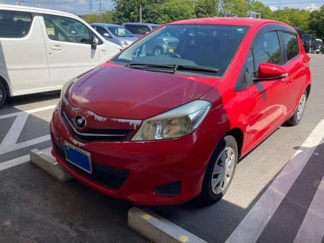 TOYOTA VITZ