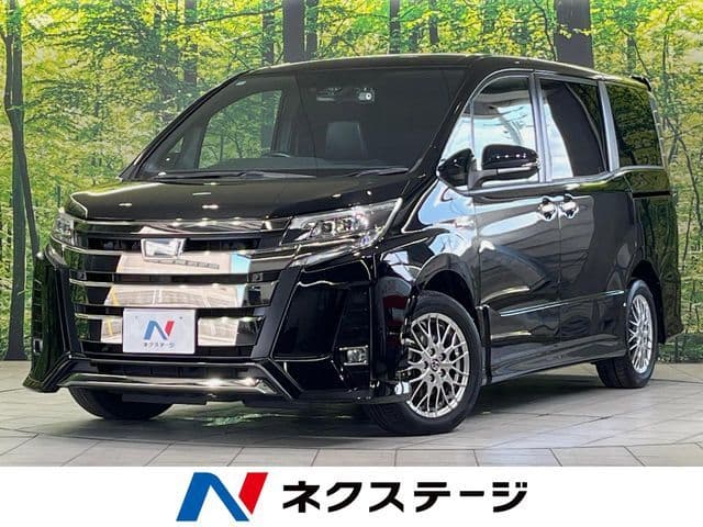 TOYOTA NOAH HYBRID