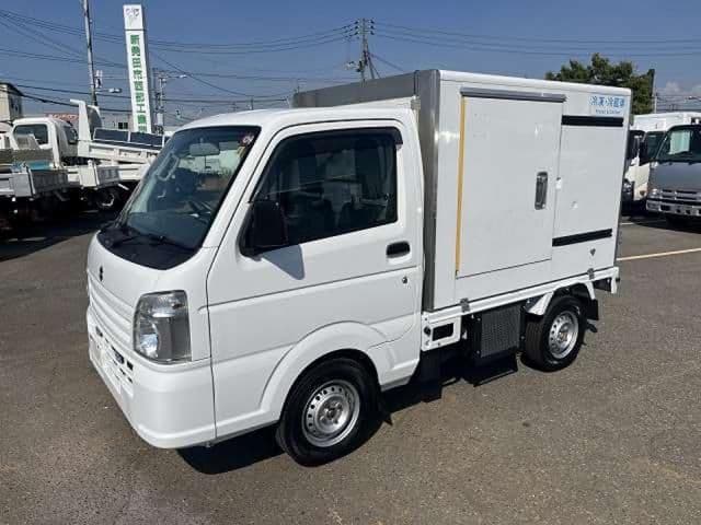 SUZUKI CARRY truck 4WD