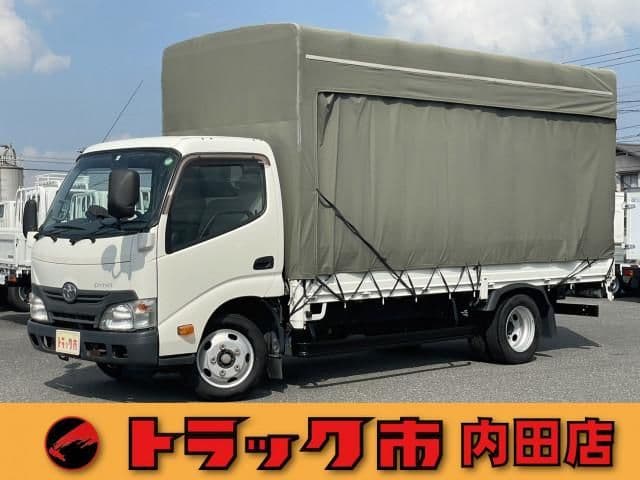 TOYOTA DYNA