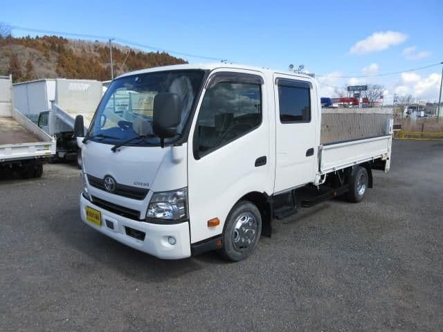 TOYOTA DYNA