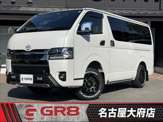 TOYOTA HIACE van 4WD