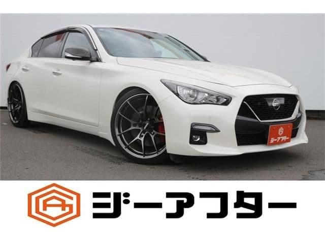 NISSAN SKYLINE