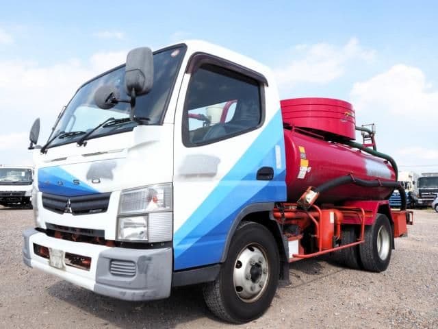 MITSUBISHI CANTER