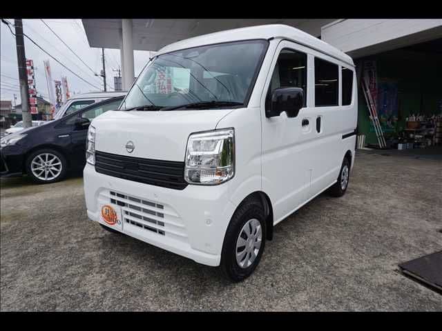 NISSAN CLIPPER van