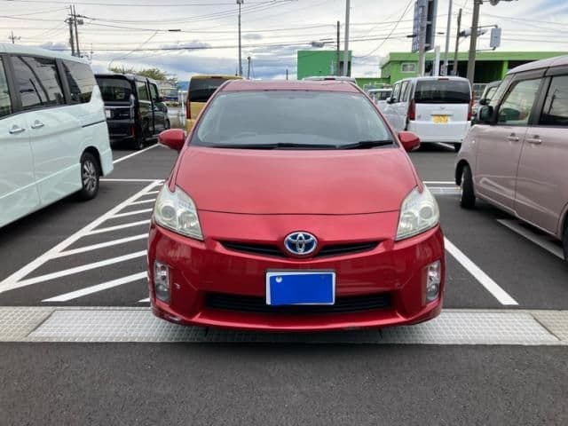 TOYOTA PRIUS
