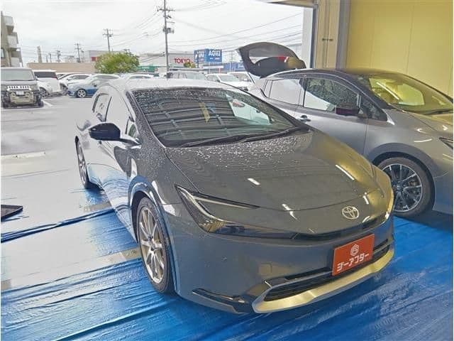 TOYOTA PRIUS PHV