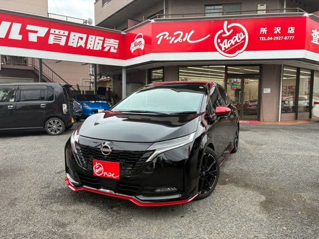 NISSAN AURA